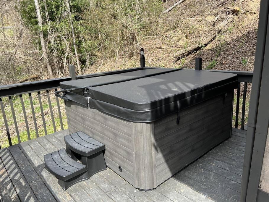 Pioneer Pass- Hot Tub, 2 Bdrm, W&D, Pets Ok Pigeon Forge Exterior foto